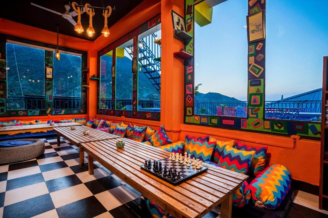 Flyaway Hostel Mcleod Ganj Esterno foto